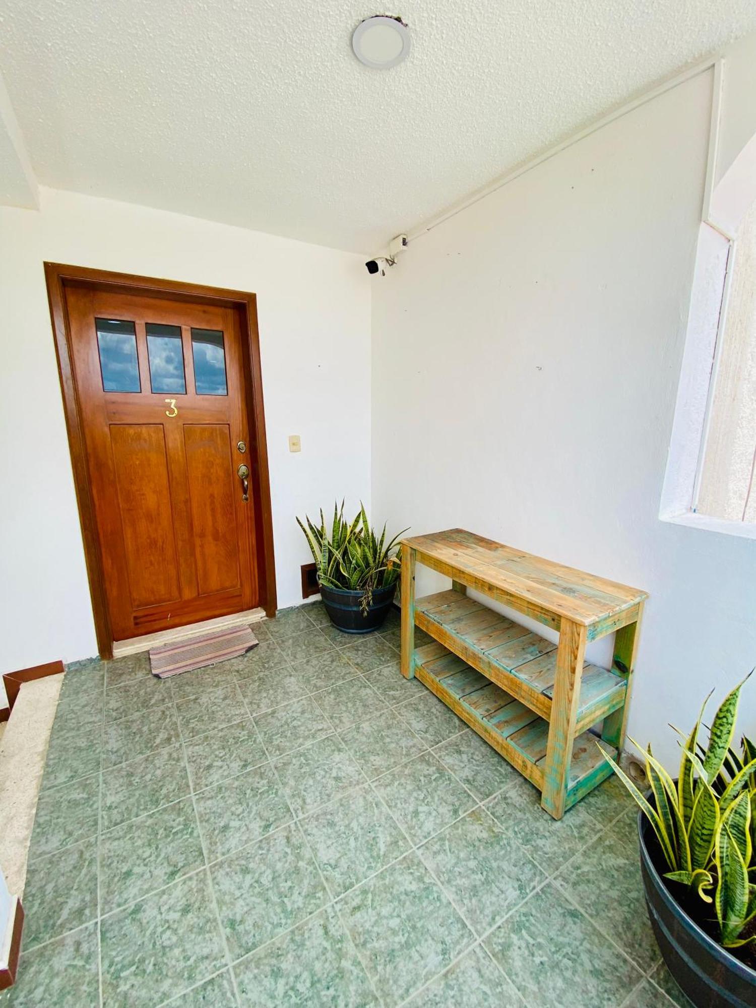 Guest house Aguacatl *